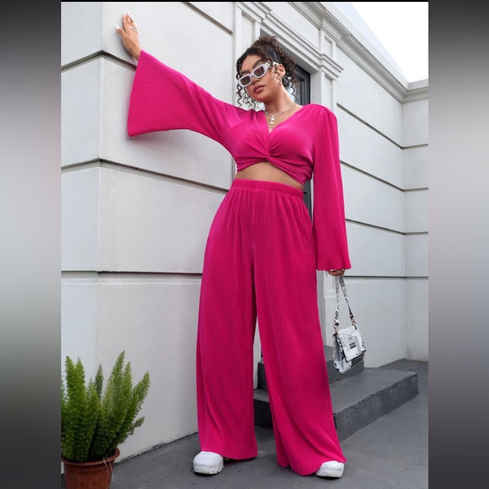 Plus Twist Front Crop Top & Wide Leg Pants Set